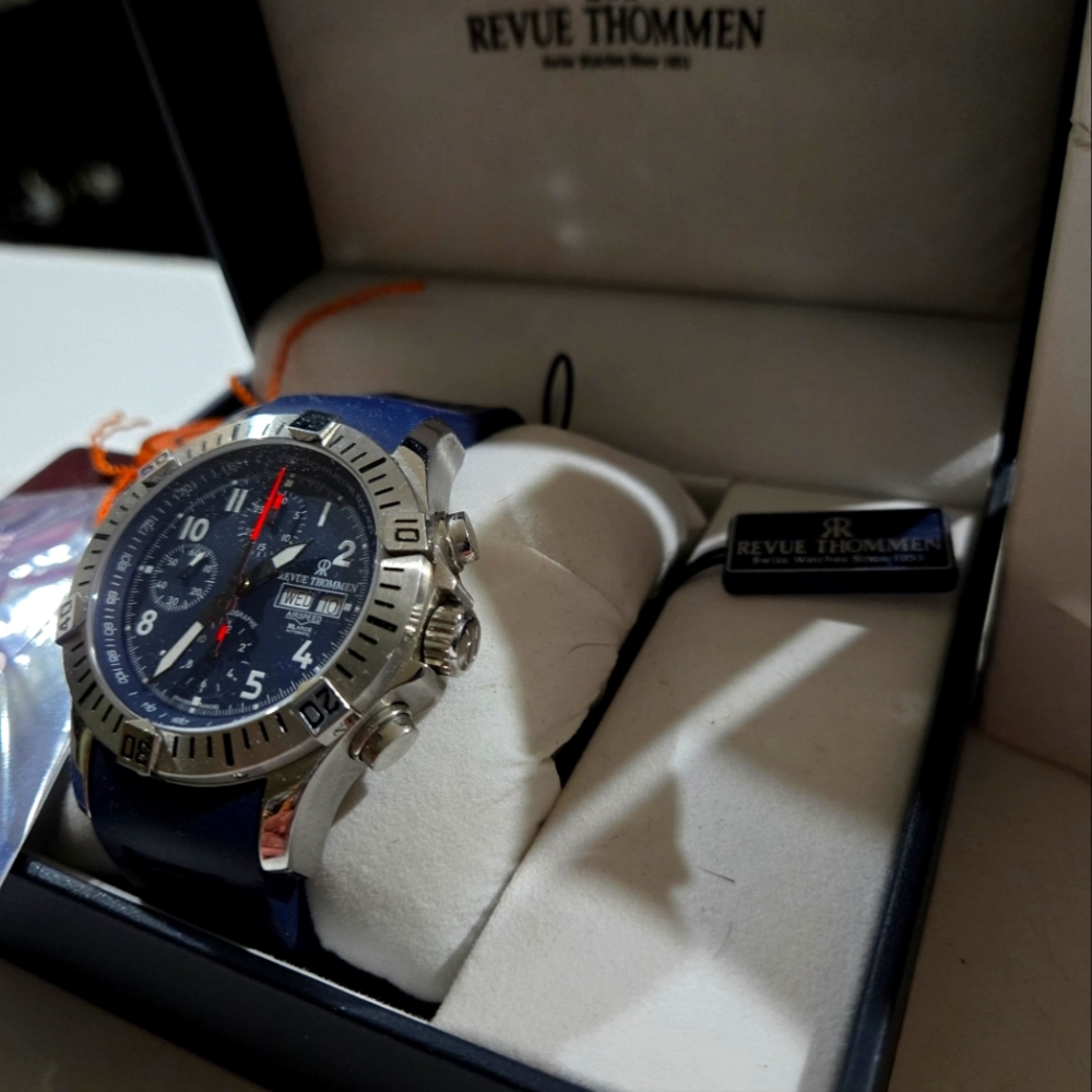 Revue Thommen , Swiss automatic watch